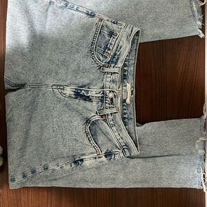 Women's Light Blue Jeans